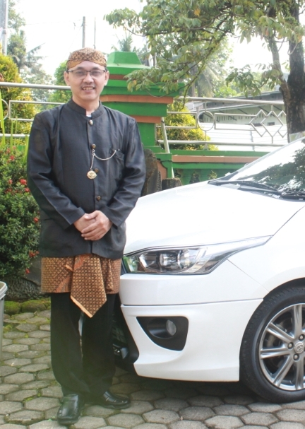 JULIUS SUDARJATNA, S.S